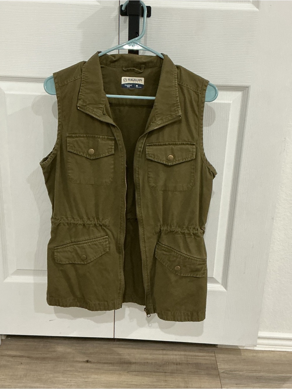 Magellan Outdoors Olive Green Field Vest